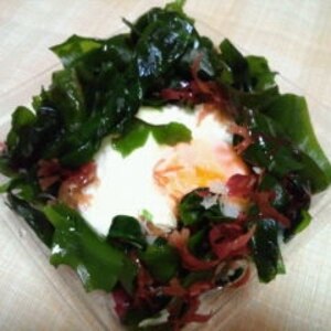 ノンオイル☆海藻ミックスとゆで卵のサラダ